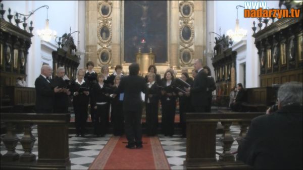 CHÓR CANTATE DOMINO W BAZYLICE ŚW. KRZYŻA